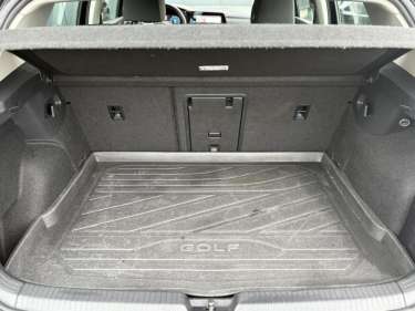 VW GOLF 8 2.0 TDI 116 Life