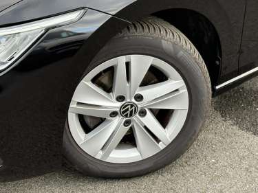 VW GOLF 8 2.0 TDI 116 Life