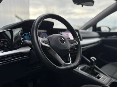 VW GOLF 8 2.0 TDI 116 Life