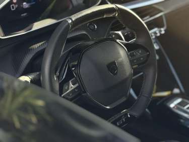 PEUGEOT 208 NV Hybrid 145 e-DSC6 GT