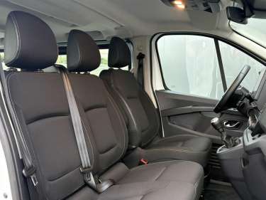 NISSAN PRIMASTAR COMBI L2H1 2.0 DCI 150 N-Connecta