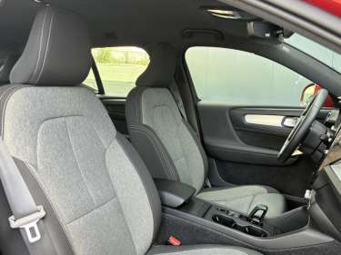 VOLVO XC40 B3 MHEV 163ch Core+ DCT 7