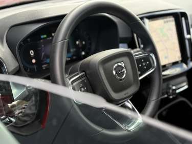 VOLVO XC40 B3 MHEV 163ch Core+ DCT 7