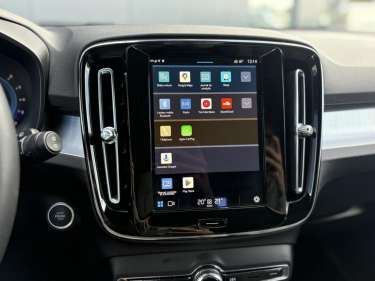 VOLVO XC40 B3 MHEV 163ch Core+ DCT 7