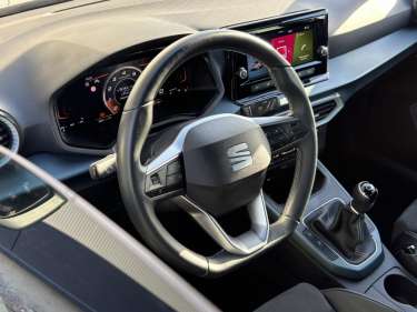 SEAT ARONA TSI 115 Xpérience