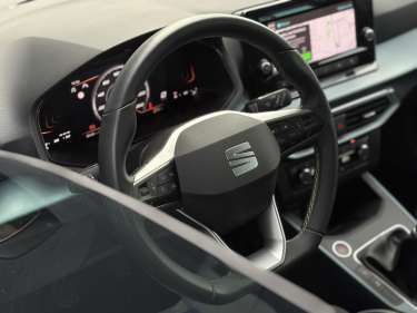 SEAT ARONA TSI 115 Xpérience