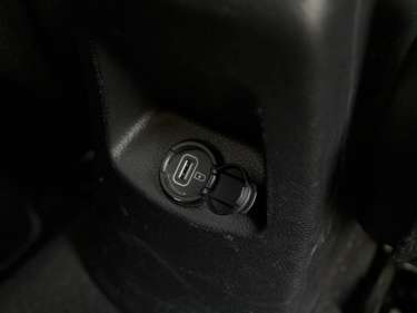 KIA STONIC 1.0 T-GDI MHEV 100 Launch Edition