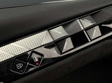 DS DS4 1.5 BlueHDI 130 EAT8 Performance Line +