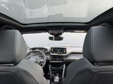 PEUGEOT 208 1.2 PureTech 130 EAT8 GT