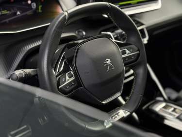 PEUGEOT 208 1.2 PureTech 130 EAT8 GT