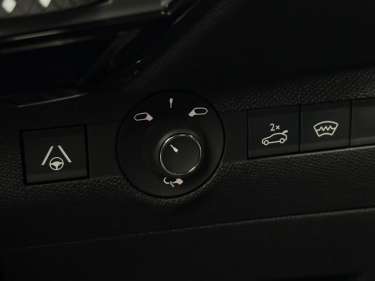 DS DS7 1.5 BlueHDI 130 EAT8 Etoile