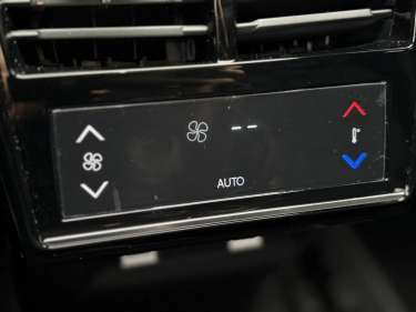 DS DS7 1.5 BlueHDI 130 EAT8 Etoile