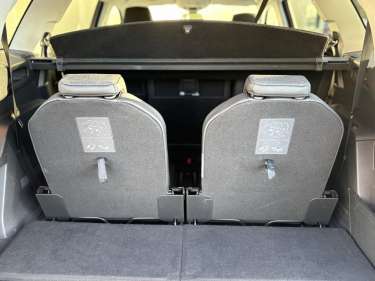 PEUGEOT 5008 1.5 BlueHDI 130 EAT8 Allure Business