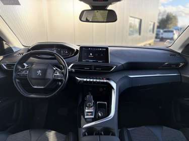 PEUGEOT 5008 1.5 BlueHDI 130 EAT8 Allure Business