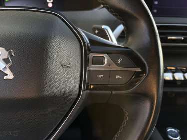 PEUGEOT 5008 1.5 BlueHDI 130 EAT8 Allure Business