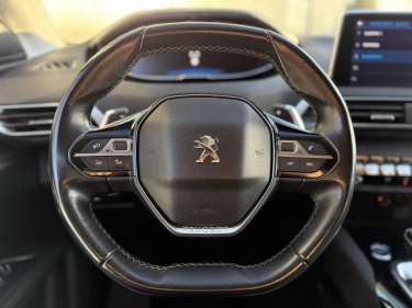 PEUGEOT 5008 1.5 BlueHDI 130 EAT8 Allure Business