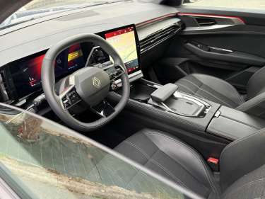 RENAULT AUSTRAL E-Tech Full Hybrid 200 Techno