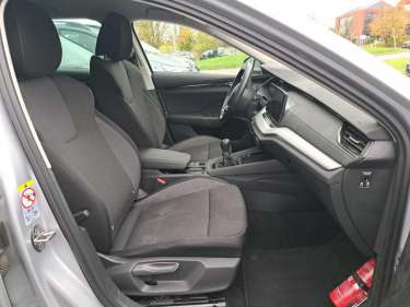 SKODA OCTAVIA COMBI 2.0 TDI 115 Ambition