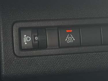 PEUGEOT 3008 1.5 BlueHDI 130 EAT8 Allure Pack