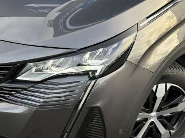 PEUGEOT 3008 1.5 BlueHDI 130 EAT8 Allure Pack