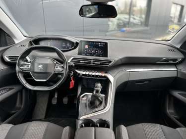 PEUGEOT 5008 1.5 BlueHDI 130 Active