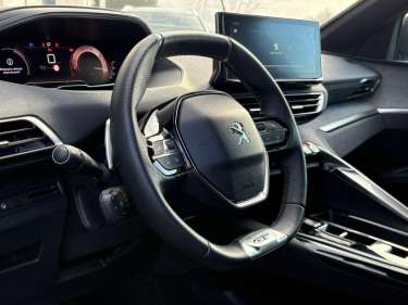 PEUGEOT 3008 1.5 BlueHDI 130 EAT8 GT