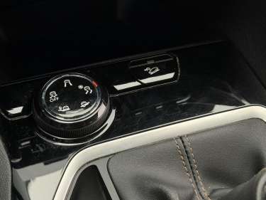 PEUGEOT 5008 1.5 BlueHDI 130 GT Line