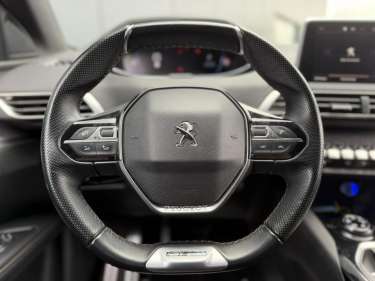 PEUGEOT 5008 1.5 BlueHDI 130 GT Line