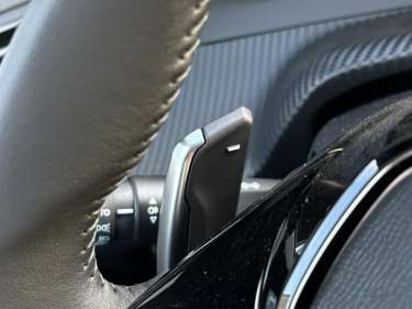 PEUGEOT 2008 Hybrid 145 e-DSC6 Allure