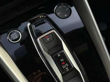 AUDI A3 BERLINE 30 TFSI 116 S-tronic Advanced Edition