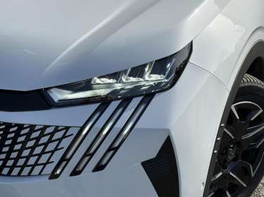 PEUGEOT 3008 NV Hybrid 145 e-DSC6 Allure