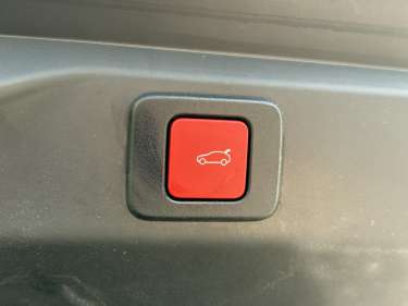 PEUGEOT 3008 NV Hybrid 145 e-DSC6 GT