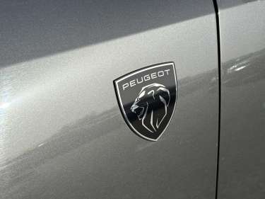 PEUGEOT 3008 NV Hybrid 145 e-DSC6 GT