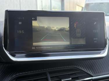 PEUGEOT 2008 1.5 BlueHDI 130 EAT8 GT