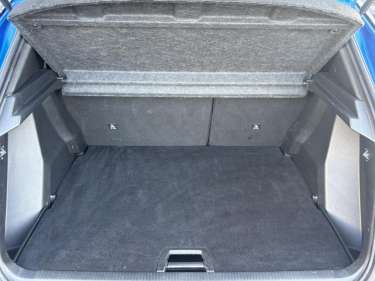 PEUGEOT 2008 1.5 BlueHDI 130 EAT8 GT