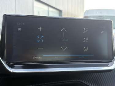 PEUGEOT 2008 1.5 BlueHDI 130 EAT8 GT