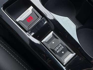 PEUGEOT 2008 1.5 BlueHDI 130 EAT8 GT