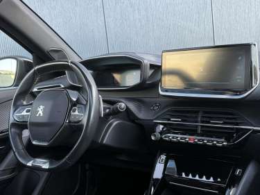 PEUGEOT 2008 1.5 BlueHDI 130 EAT8 GT