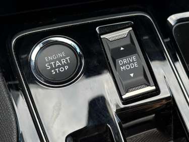 PEUGEOT 3008 1.5 BlueHDI 130 EAT8 GT