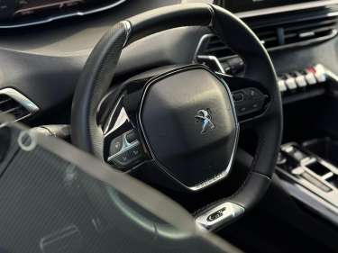 PEUGEOT 3008 1.5 BlueHDI 130 EAT8 GT