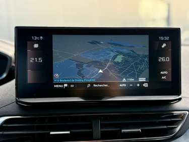 PEUGEOT 3008 1.5 BlueHDI 130 EAT8 GT