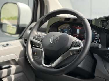 VW TRANSPORTER T7 PROCAB L1H1 2.0 TDI 170 BVA8 Business