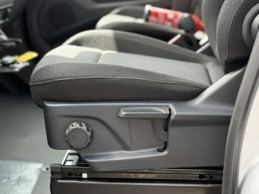 VW TRANSPORTER T7 PROCAB L1H1 2.0 TDI 170 BVA8 Business