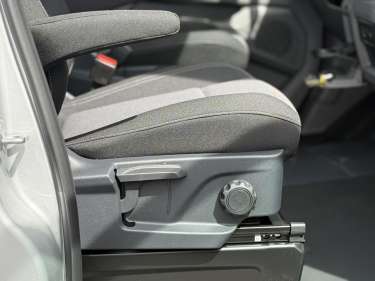 VW TRANSPORTER T7 PROCAB L1H1 2.0 TDI 170 BVA8 Business