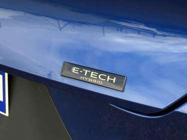 RENAULT SYMBIOZ E-Tech Full Hybrid 145 Iconic