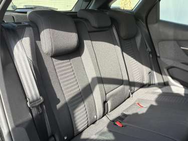 PEUGEOT 3008 PureTech 130 Active Pack