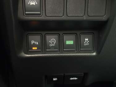 NISSAN QASHQAI 1.6 DCI 130 X-Tronic Tekna