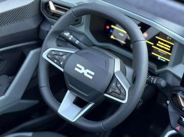 DACIA BIGSTER 1.8 Hybrid 155 BVA Extrême