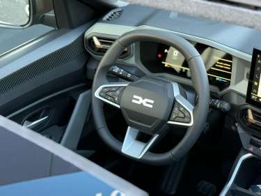 DACIA BIGSTER 1.8 Hybrid 155 BVA Extrême