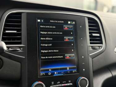 RENAULT MEGANE IV ESTATE 1.6 DCI 165 EDC Intens